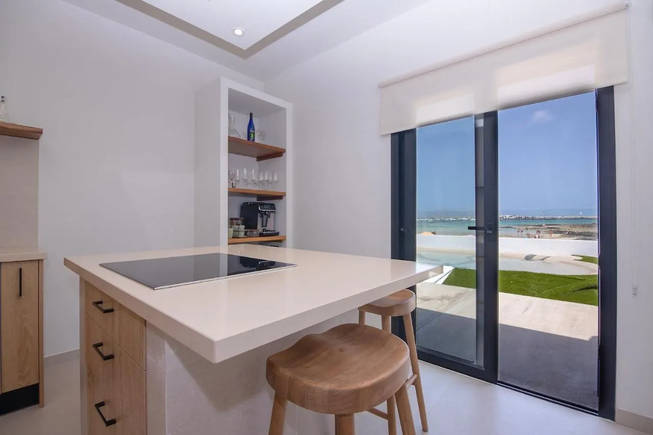 Villa Eden Beachfront Corralejo By Holidays Home