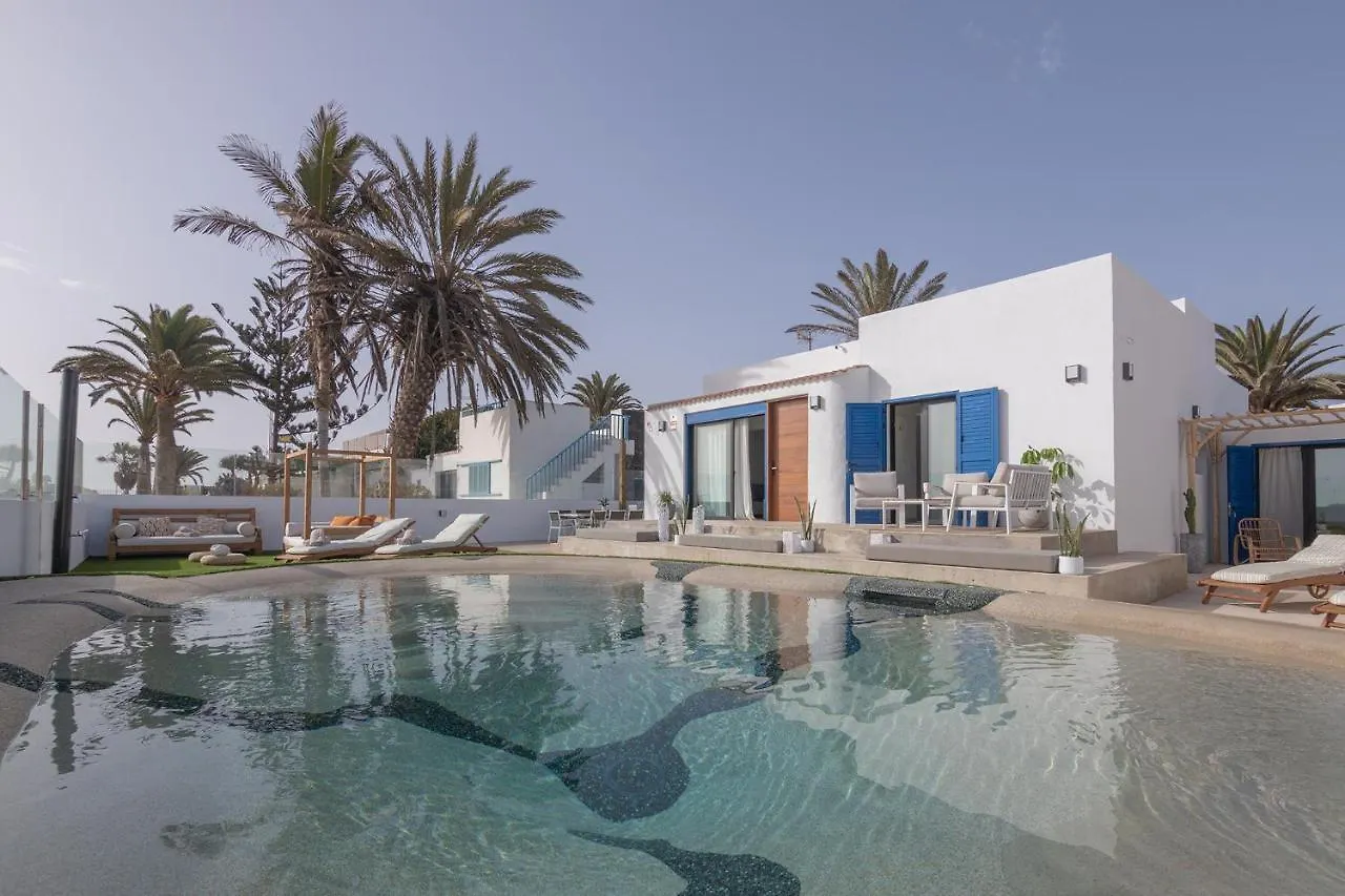 Villa Eden Beachfront Corralejo By Holidays Home contacts